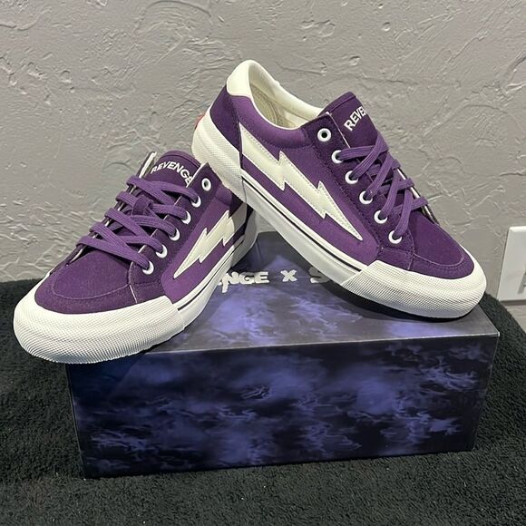 🔥🔥”NEW” REVENGE x STORM Vol. 2 Dark Violet / White Lightning Bolt Shoe Men Sz - Picture 1 of 16